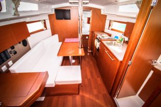 Salon von Segelyacht Beneteau Oceanis 35