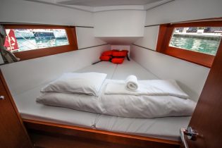 Bugkabine von Segelyacht Beneteau Oceanis 35