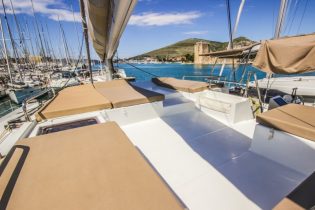 Flybridge von Katamaran Saba 50