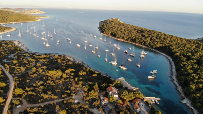 Bucht auf der Insel Zirje