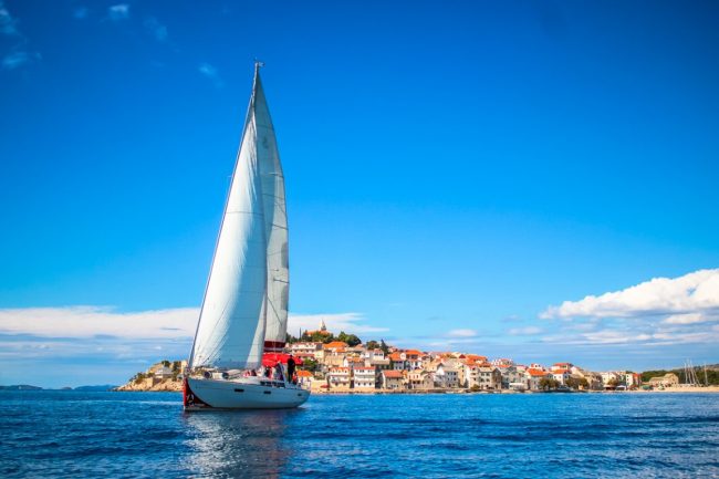 Altstadt von Primosten Anblick von Meer