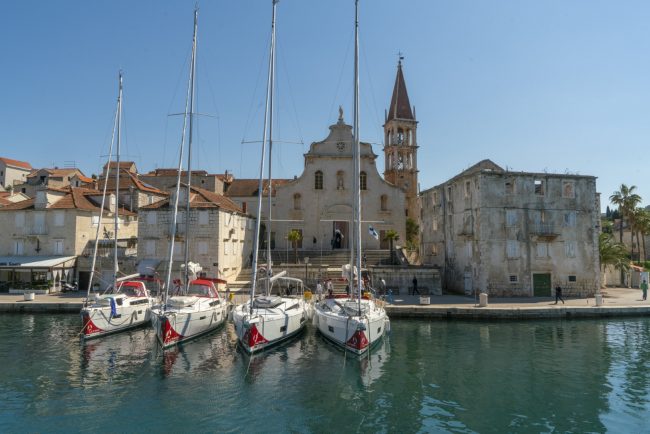 Milna auf der Insel Brac in Kroatien