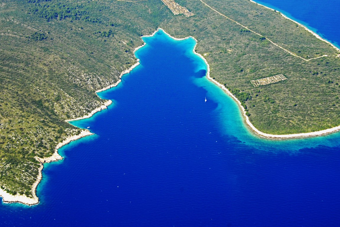 Livka Bucht auf Insel Solta
